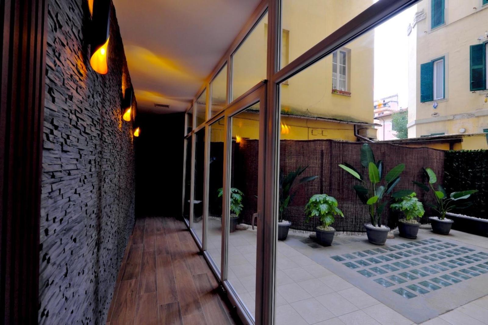 Eterna Suites Roma, Rome